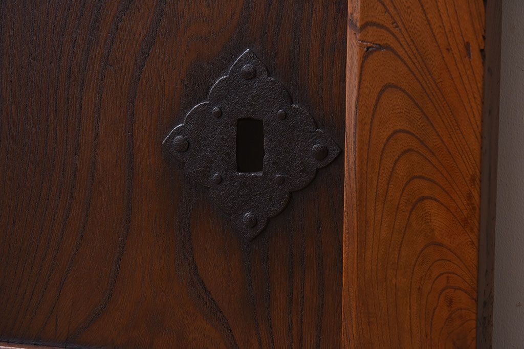 明治大正期　総欅材!鏡板一枚板のアンティーク幅狭蔵戸(玄関戸)