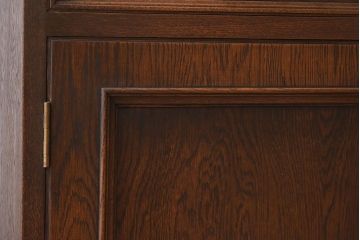 中古　永田良介商店　高級品!831型2枚扉食器棚(カップボード)(定価約49万7千円)