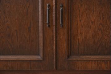 中古　永田良介商店　高級品!831型2枚扉食器棚(カップボード)(定価約49万7千円)