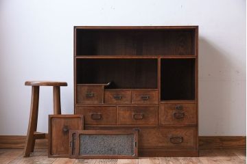 アンティーク家具　前面桑材!和製アンティークの上品な茶箪笥
