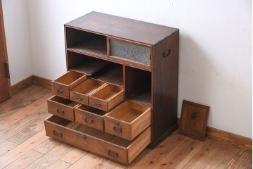 アンティーク家具　前面桑材!和製アンティークの上品な茶箪笥