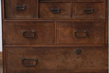 アンティーク家具　前面桑材!和製アンティークの上品な茶箪笥