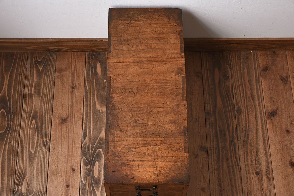 アンティーク家具　総桐材のアンティーク小引き出し