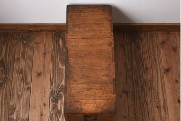 アンティーク家具　総桐材のアンティーク小引き出し