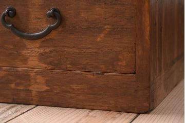 アンティーク家具　総桐材のアンティーク小引き出し