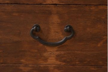 アンティーク家具　総桐材のアンティーク小引き出し