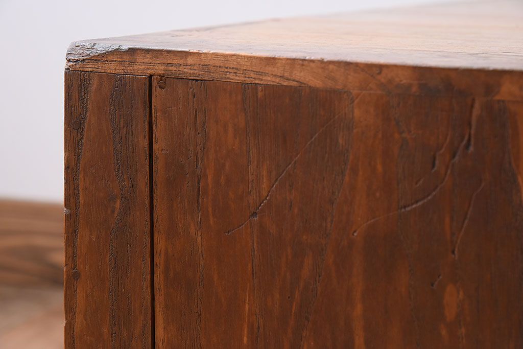 アンティーク家具　総桐材のアンティーク小引き出し