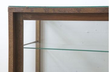 レトロ家具　昭和レトロ　古いナラ材製のシンプルな脚付きガラスケース(ショーケース)