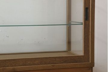 レトロ家具　昭和レトロ　古いナラ材製のシンプルな脚付きガラスケース(ショーケース)