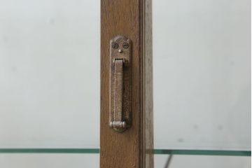 レトロ家具　昭和レトロ　古いナラ材製のシンプルな脚付きガラスケース(ショーケース)