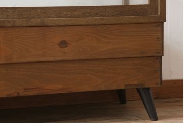レトロ家具　昭和レトロ　古いナラ材製のシンプルな脚付きガラスケース(ショーケース)