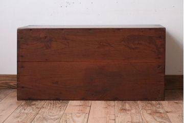 アンティーク雑貨　明治大正期　古い松材の大きなアンティーク収納箱(木箱)