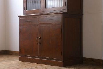 レトロ家具　昭和レトロ　シンプルな木製カップボード(食器棚)(2)