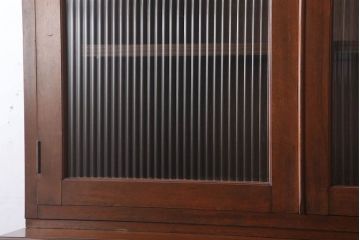 レトロ家具　昭和レトロ　シンプルな木製カップボード(食器棚)(2)