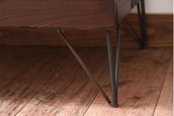 アンティーク家具　前面欅材!鉄脚付き衣装箪笥ローボード(時代箪笥)(1)