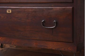 アンティーク家具　前面欅材!鉄脚付き衣装箪笥ローボード(時代箪笥)(2)