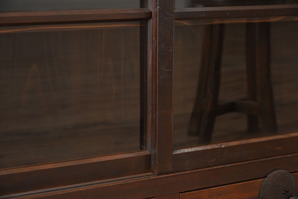 アンティーク家具　古民具・骨董　明治〜大正期　お洒落なアンティーク収納棚