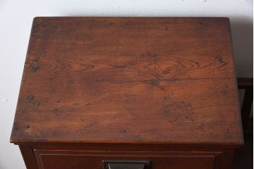 アンティーク家具　大正ロマン　高級品　古い栓材の豪奢な両袖机