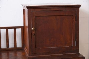 アンティーク家具　大正ロマン　高級品　古い栓材の豪奢な両袖机