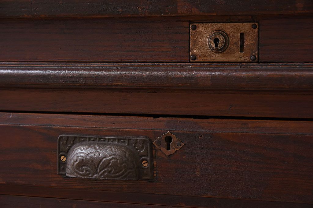 アンティーク家具　大正ロマン　高級品　古い栓材の豪奢な両袖机