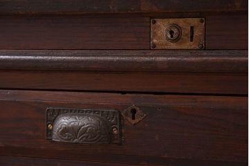 アンティーク家具　大正ロマン　高級品　古い栓材の豪奢な両袖机