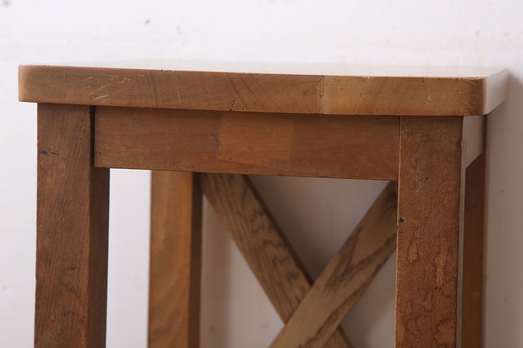 レトロ家具　昭和レトロ!古い木味が魅力的な角スツール(2)