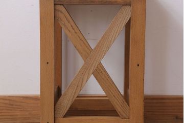 レトロ家具　昭和レトロな古い学校の角スツール(2)