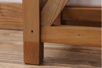 レトロ家具　昭和レトロな古い学校の角スツール(2)