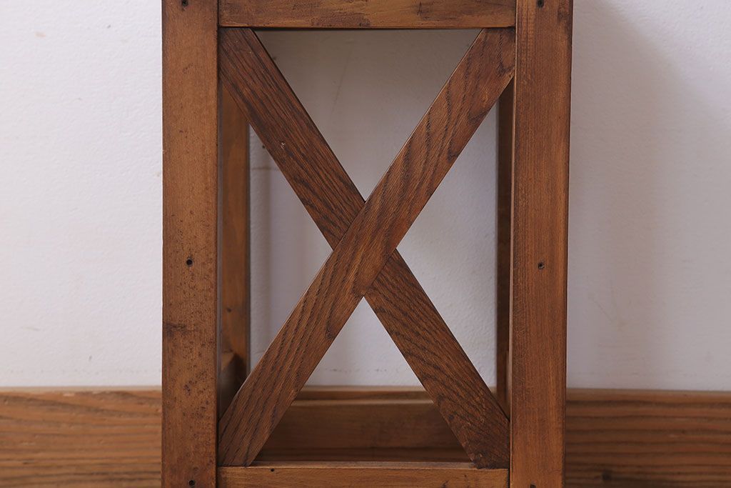 レトロ家具　昭和レトロな古い学校の角スツール(3)