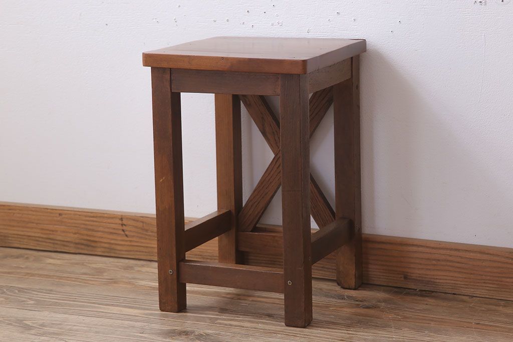 レトロ家具　昭和レトロな古い学校のアンティーク角スツール(3)