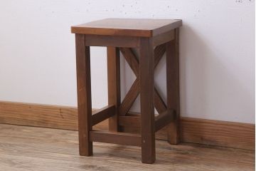 レトロ家具　昭和レトロな古い学校のアンティーク角スツール(3)