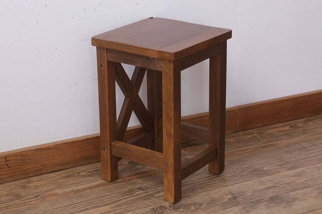 レトロ家具　昭和レトロな古い学校のアンティーク角スツール(3)