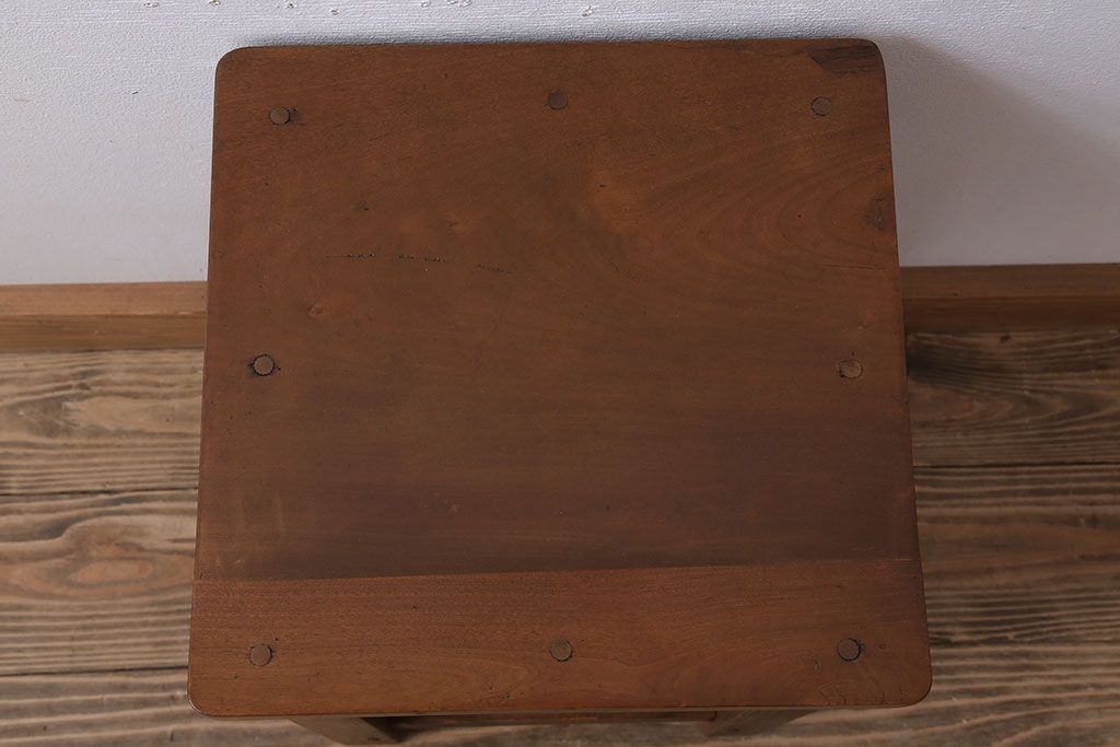 レトロ家具　昭和レトロな古い学校のアンティーク角スツール(3)