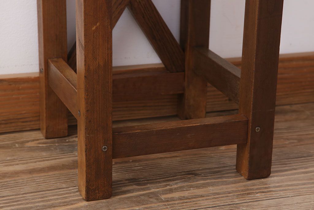 レトロ家具　昭和レトロな古い学校のアンティーク角スツール(3)