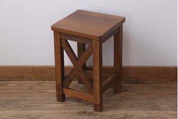 レトロ家具　昭和レトロな古い学校のアンティーク角スツール(3)