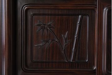 アンティーク家具　唐木・縞黒檀材!上品なアンティーク飾り棚(茶棚)