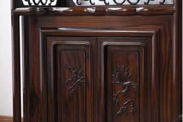アンティーク家具　唐木・縞黒檀材!上品なアンティーク飾り棚(茶棚)