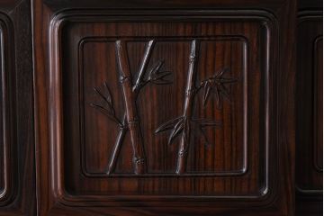 アンティーク家具　唐木・縞黒檀材!上品なアンティーク飾り棚(茶棚)