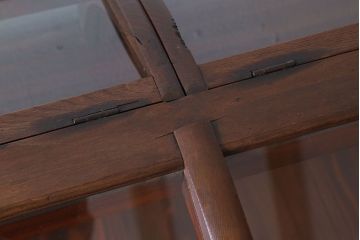 アンティーク家具　栗材・檜材製　大型!古い店舗のおしゃれなショーケース(ガラスケース)