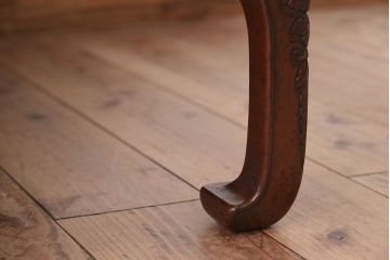 アンティーク家具　鎌倉彫　時代物　漆塗り　彫刻が美しい和製アンティークの大ぶりな座卓(1)