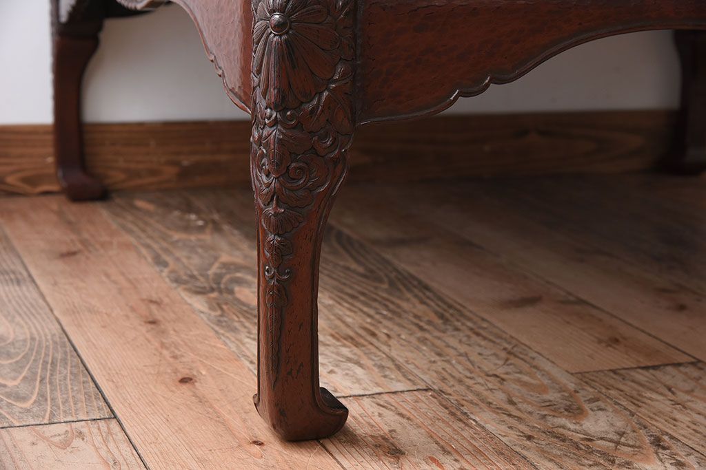 アンティーク家具　鎌倉彫　時代物　漆塗り　彫刻が美しい和製アンティークの大ぶりな座卓(1)