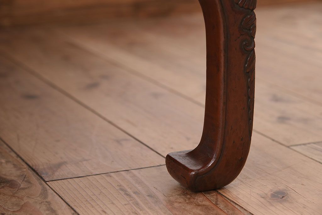 アンティーク家具　鎌倉彫　時代物　漆塗り　彫刻が美しい和製アンティークの大ぶりな座卓(1)