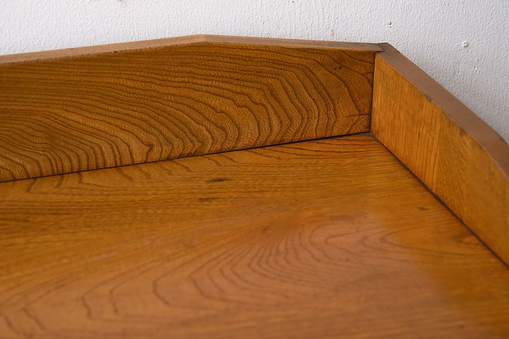 アンティーク家具　古い木製の小ぶりなアンティーク縦型書類棚(カルテケース)