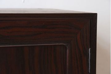 アンティーク家具　前面縞黒檀　衣装盆付き!小ぶりな観音箪笥(衣装箪笥)