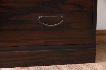 アンティーク家具　前面縞黒檀　衣装盆付き!小ぶりな観音箪笥(衣装箪笥)