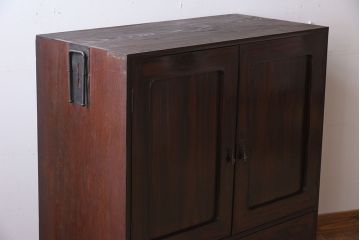 アンティーク家具　前面縞黒檀　衣装盆付き!小ぶりな観音箪笥(衣装箪笥)