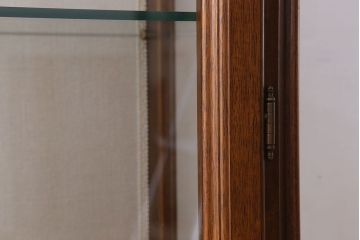 中古　イタリア製　優雅なデザインのキュリオケース(ガラスケース・飾り棚)(2)