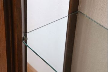 中古　イタリア製　優雅なデザインのキュリオケース(ガラスケース・飾り棚)(2)