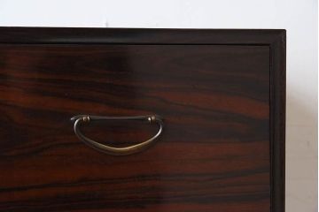 アンティーク家具　前面縞黒檀　関西産!上品な衣装箪笥(チェスト)