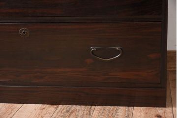アンティーク家具　前面縞黒檀　関西産!上品な衣装箪笥(チェスト)